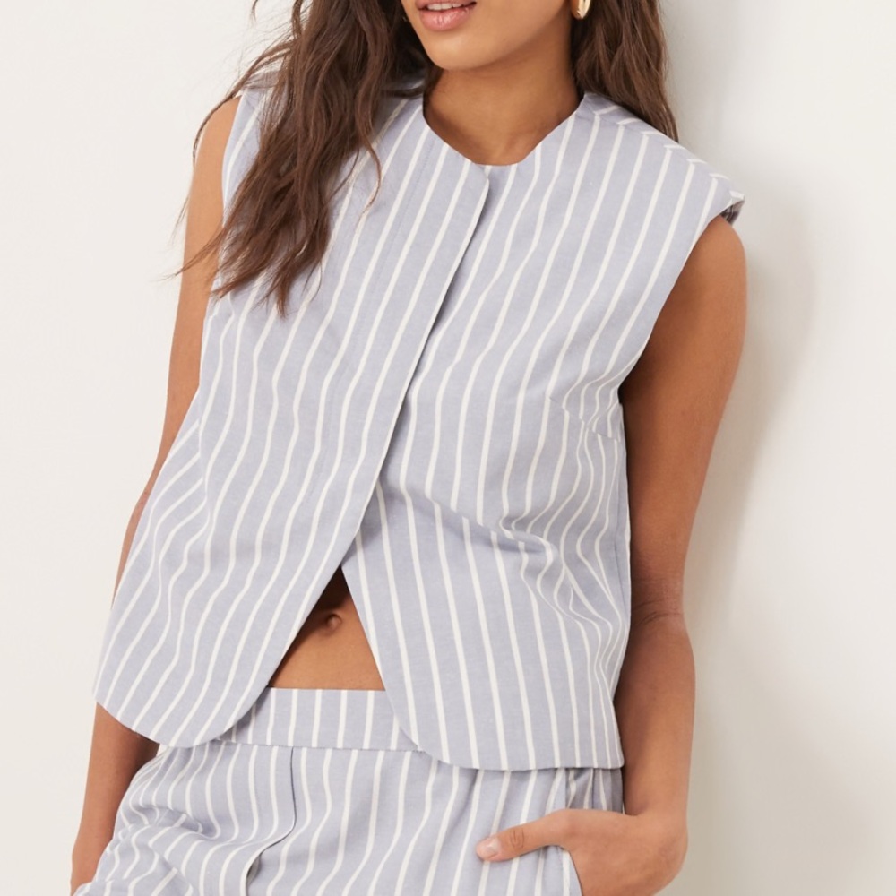 NWT ASOS, Boxy Cutaway Vest, Blue & White Vertical Stripe, Size 4